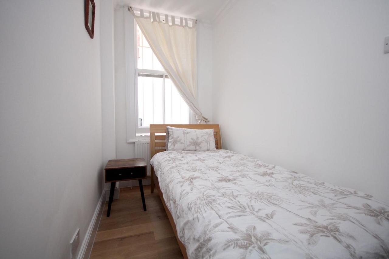 Apartmán Well Located South Kensington Flat Londýn Exteriér fotografie